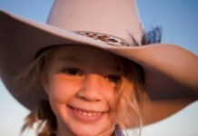 昆省學童今日開學 省長促關注校園欺凌