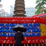 南韓也過佛誕節 曹溪寺雨中遊園熱鬧