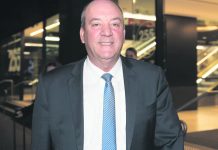 議員涉拉生意索佣 紐省長敦促其辭職